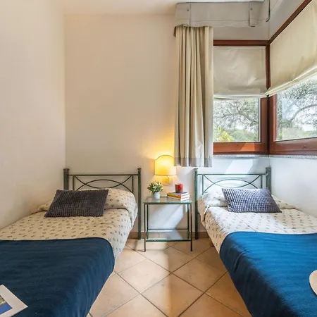 בית נופש Carlo-2 By Interhome *